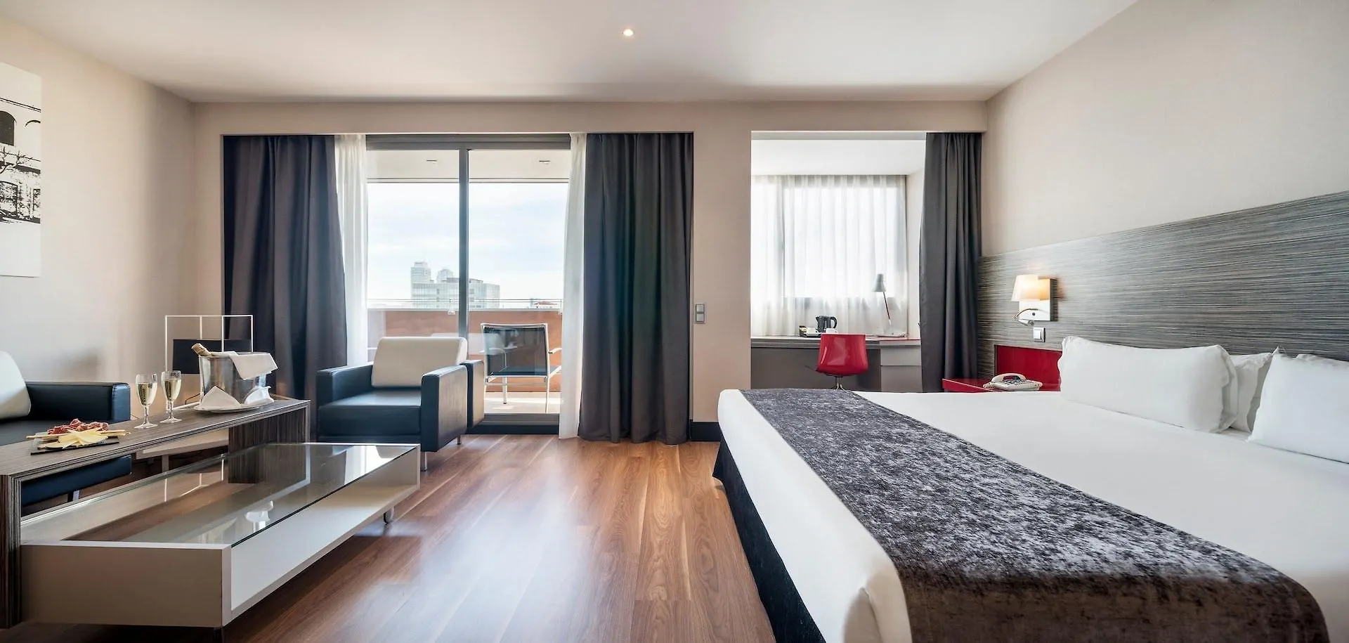 Ilunion Barcelona Hotel