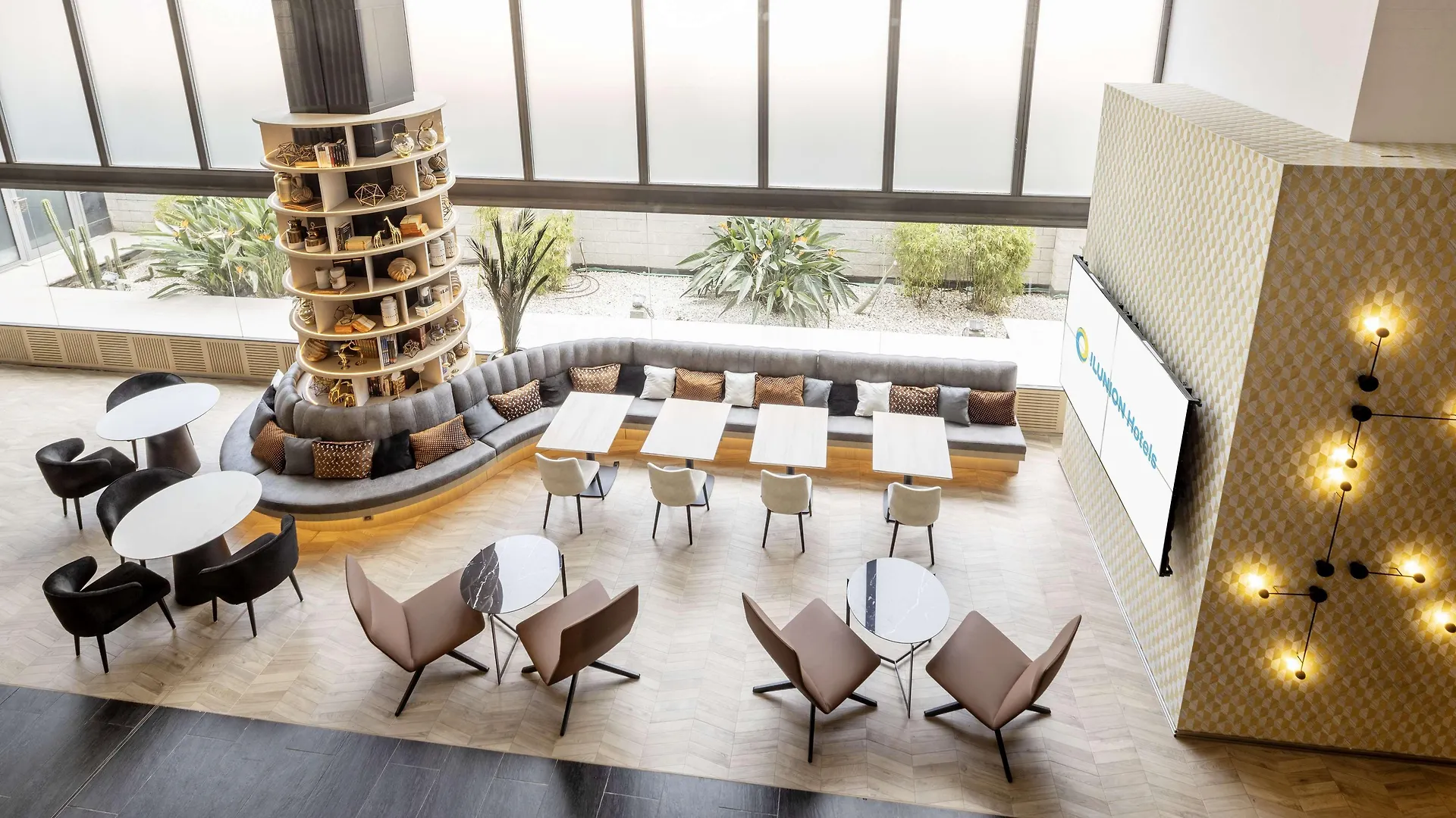 Ilunion Barcelona Hotel