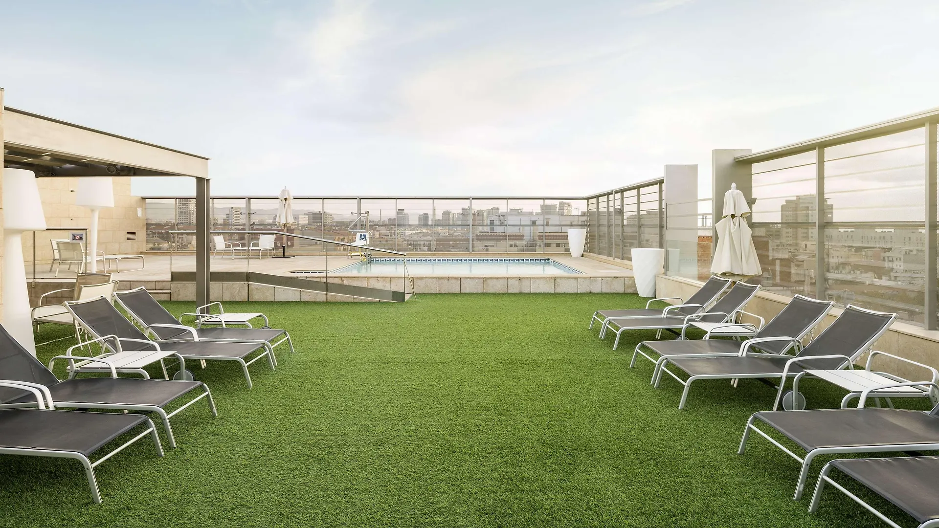 Ilunion Barcelona Hotel