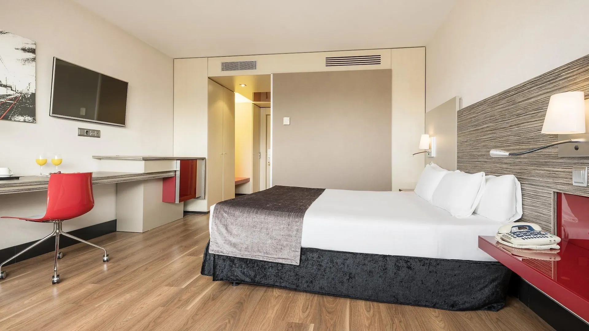 Ilunion Barcelona Hotel