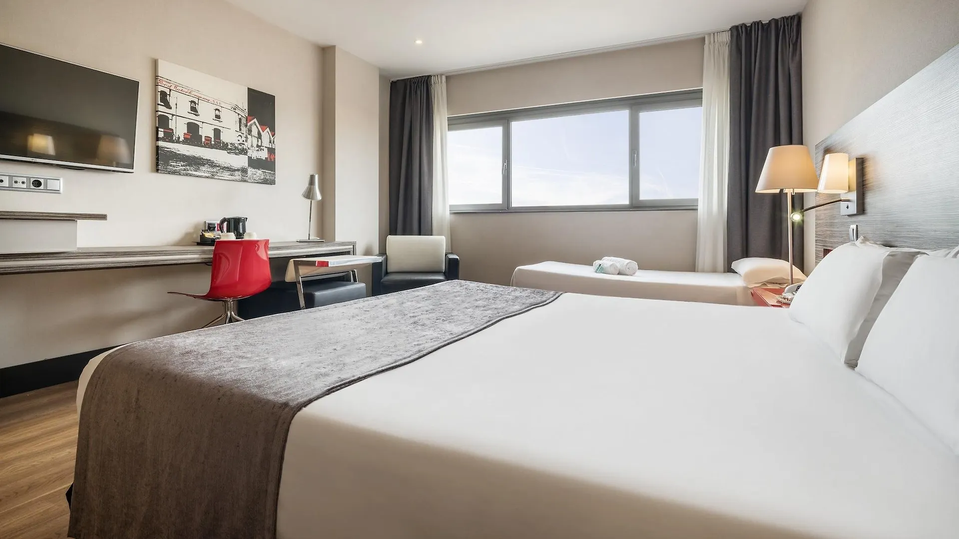 Ilunion Barcelona Hotel