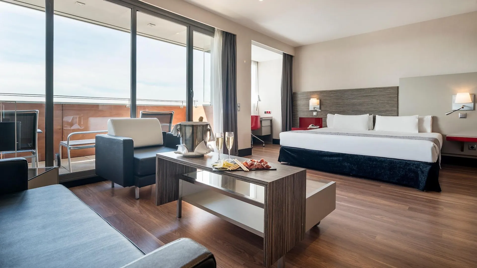 Ilunion Barcelona Hotel