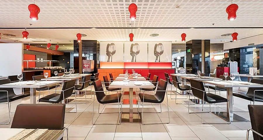 Ilunion Barcelona Hotel 4*,